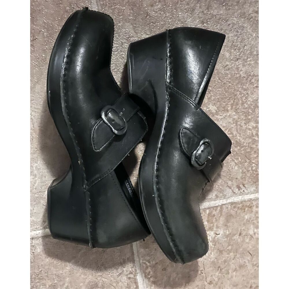 Dansko Women's Black Leather Buckle Clogs Size 36 (US 5.5-6)